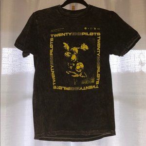 Twenty One Pilots shirt
